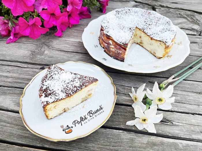 Pasca fara aluat cu branza dulce si stafide Pasca fara aluat cu branza dulce si stafide