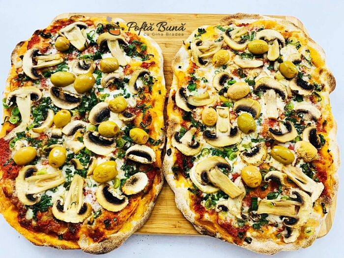 Pizza ieftina cu ciuperci si masline