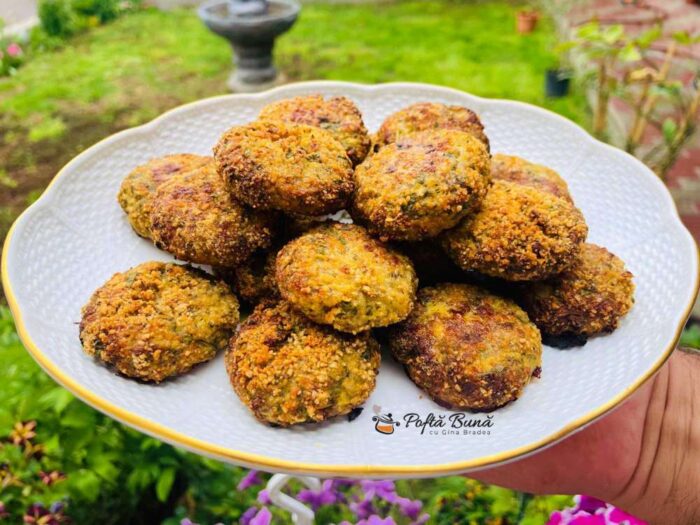 chiftele economice carne cu legume reteta gina bradea 8 700x525 - Chiftele la cuptor reteta din carne si dovlecei