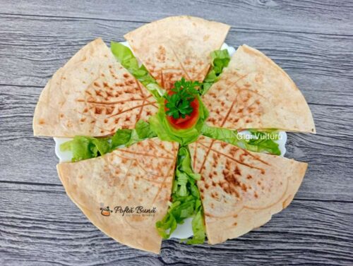 sandvisuri calde din lipie reteta gina bradea 2 500x377 - Sandvisuri cu oua la cuptor