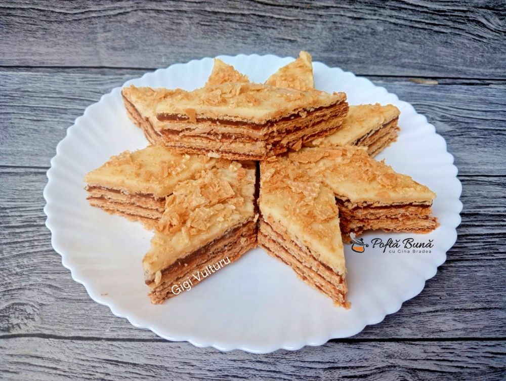 Foi de napolitana cu crema de ciocolata