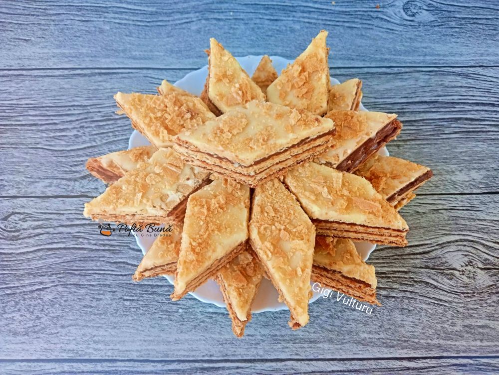 Foi de napolitana cu crema de ciocolata