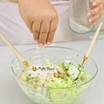 salata de pui castraveti iaurt reteta gina bradea 3 150x150 - Salata de pui cu castraveti si iaurt