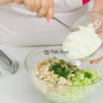 salata de pui castraveti iaurt reteta gina bradea 7 150x150 - Salata de pui cu castraveti si iaurt