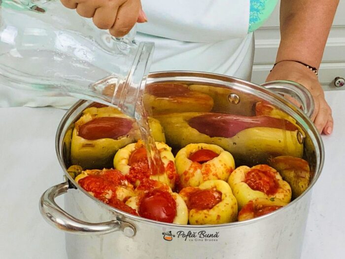 ardei umpluti legume carne tocata reteta gina bradea 1 700x525 - Ardei umpluti reteta dietetica, de vara