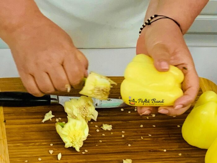 Ardei umpluti cu legume si carne