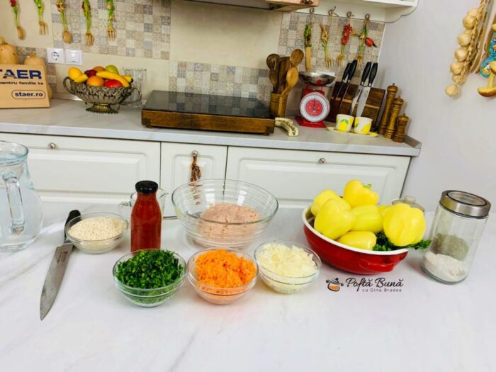 Ardei umpluti cu legume si carne