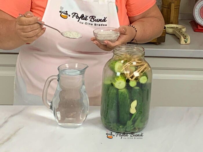 Castraveti murati de vara reteta de castraveti covasiti castraveti murati vara covasiti reteta gina bradea 3 700x525 - Castraveti murati de vara reteta de castraveti covasiti