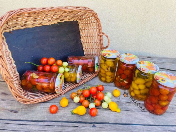 Rosii cherry in ulei la borcan pentru iarna rosii cherry in ulei reteta gina bradea 1 700x525 - Rosii cherry in ulei la borcan pentru iarna