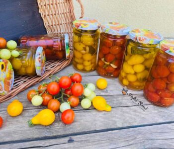 rosii cherry in ulei reteta gina bradea 2 350x300 - Index retete culinare