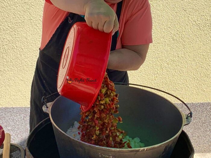 Sos de ceapa si rosii pentru iarna Sos de ceapa si rosii pentru iarna