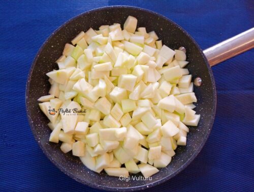 pasta dovlecei reteta gina bradea 2 500x377 - Pasta de dovlecei