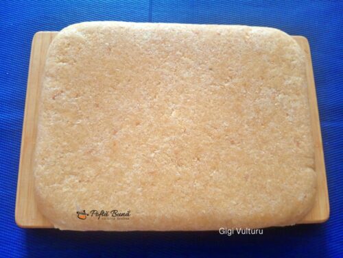 Prajitura cu nuca de cocos prajitura nuca cocos reteta gina bradea 3 500x377 - Prajitura cu nuca de cocos