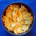 tarta flori dovlecei mozzarella salam reteta gina bradea 3 150x150 - Tarta din flori de dovlecei, mozzarella si salam