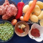 mancare cartofi chiftele mazare reteta gina bradea 4 150x150 - Mancare de cartofi cu chiftelute si mazare