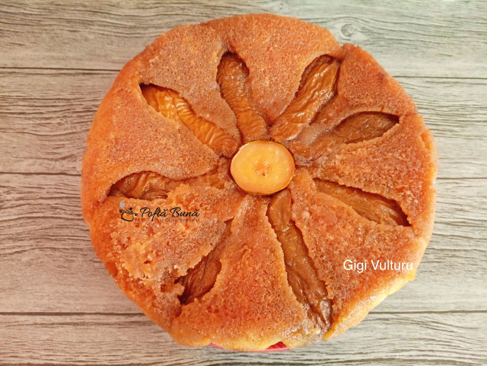 Prajitura rasturnata cu pere