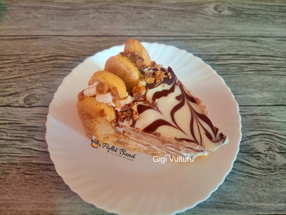 Tort cu piscoturi si crema de ciocolata