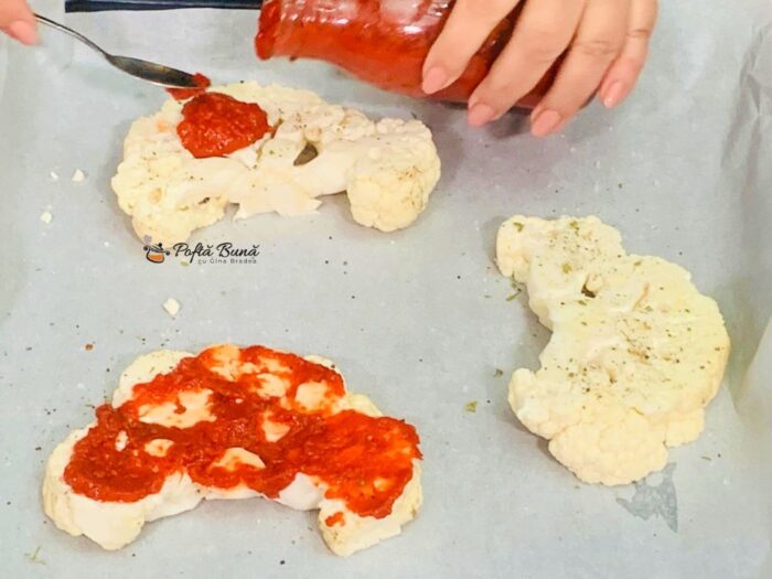 conopida mozzarella cotlet la cuptor reteta gina bradea 5 700x525 - Conopida la cuptor cu cotlet de porc si mozzarella