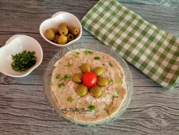 Pasta de fasole cu masline verzi Pasta de fasole cu masline verzi