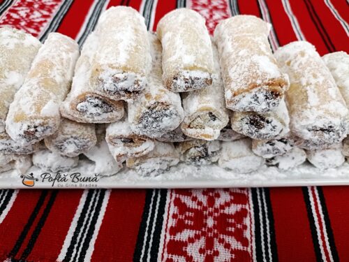 Cornulete fragede cu gem si nuca Cornulete fragede cu gem si nuca