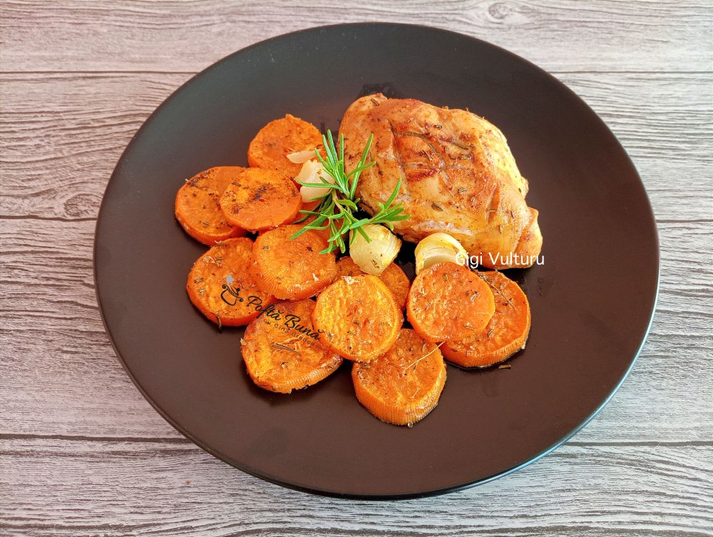 Cartofi dulci cu piept de pui la cuptor Cartofi dulci cu piept de pui la cuptor