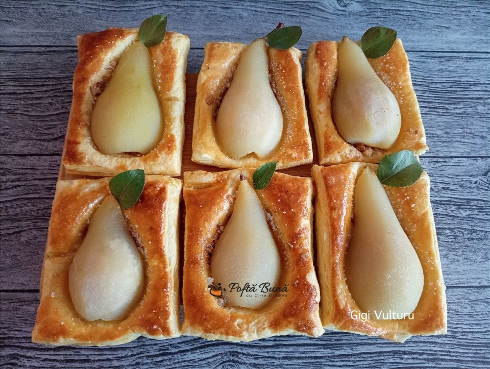 Foietaj cu pere umplute