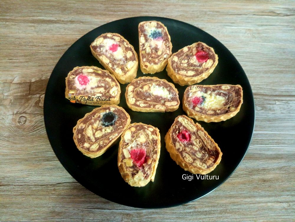 Salam de biscuiti cu foi de napolitana salam de biscuiti foi napolitana reteta gina bradea 5 - Salam de biscuiti cu foi de napolitana
