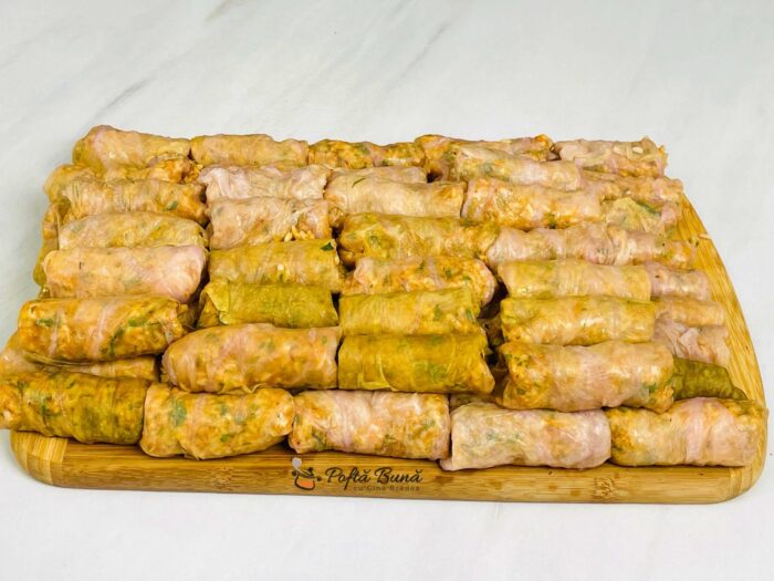 Sarmale de post cu orez si legume sarmale de post cu orez si legume reteta gina bradea 10 700x525 - Sarmale de post cu orez si legume