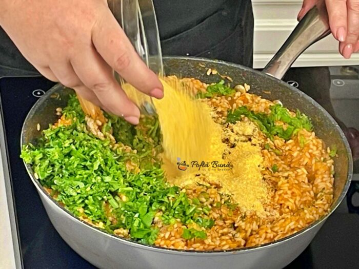 Sarmale de post cu orez si legume sarmale de post cu orez si legume reteta gina bradea 3 700x525 - Sarmale de post cu orez si legume