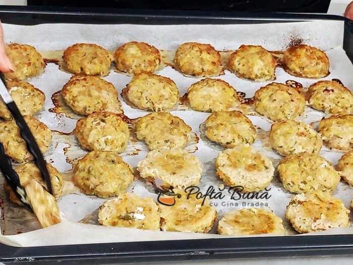 Chiftele la cuptor reteta din carne si dovlecei