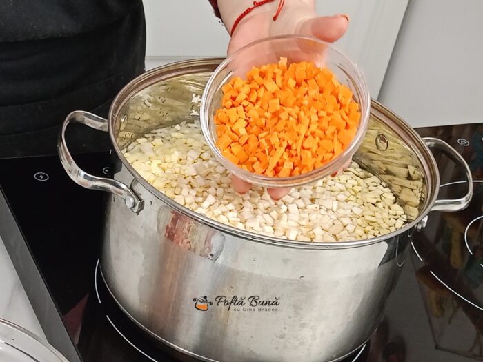 Ciorba de perisoare cu smantana