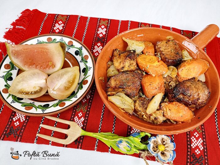 Friptura taraneasca de porc cu legume -cu untura, ceapa, morcov