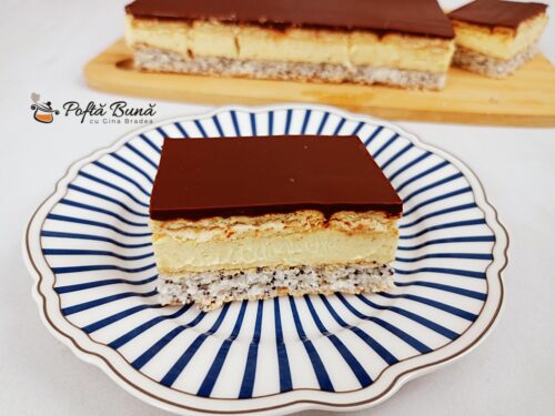 Prajitura Tosca cu mac, crema de vanilie, biscuiti si ciocolata Prajitura Tosca cu mac, crema de vanilie, biscuiti si ciocolata