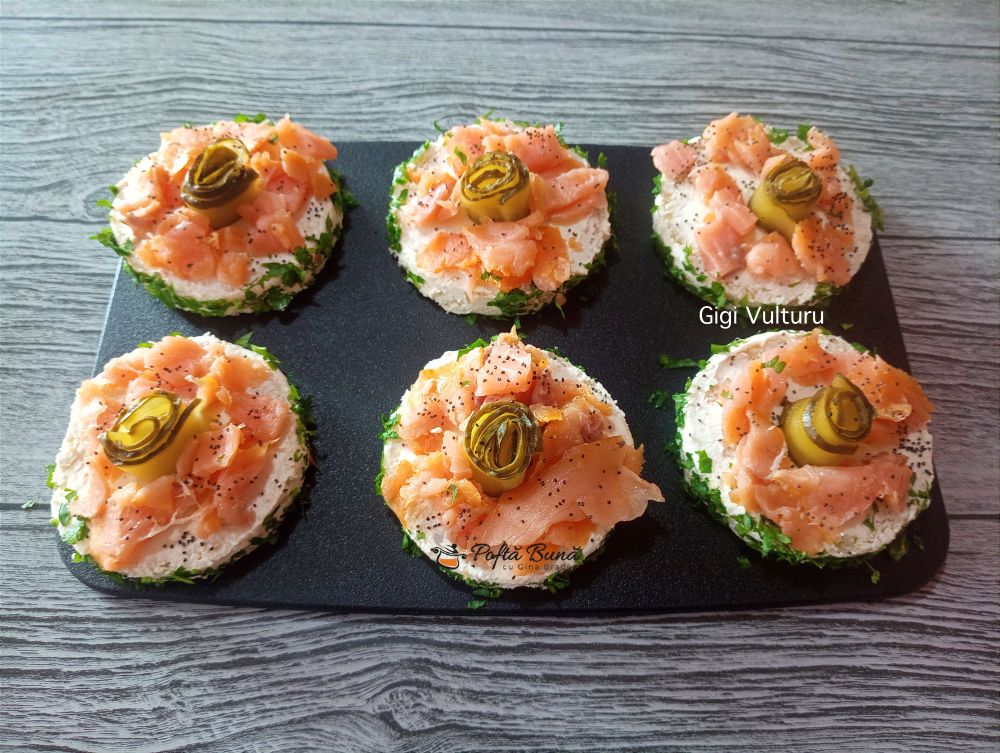 Aperitive cu somon Aperitive cu somon