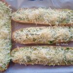 Baghete cu bacon, branza topita si usturoi la cuptor baghete bacon branza usturoi gina bradea 2 150x150 - Baghete cu bacon, branza topita si usturoi la cuptor