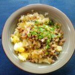 cartofi ciuperci cascaval cuptor reteta gina bradea 5 150x150 - Cartofi cu ciuperci si cascaval la cuptor