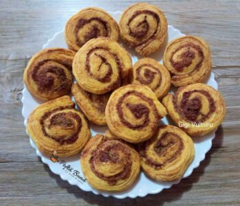 Index retete culinare rulouri foietaj zahar scortisoara reteta gina bradea 1 350x300 - Index retete culinare