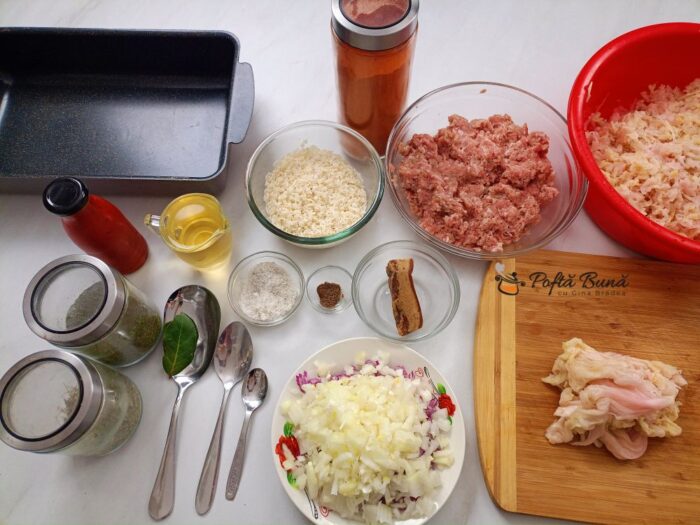Ingrediente pentru varza a la Cluj Ingrediente pentru varza a la Cluj