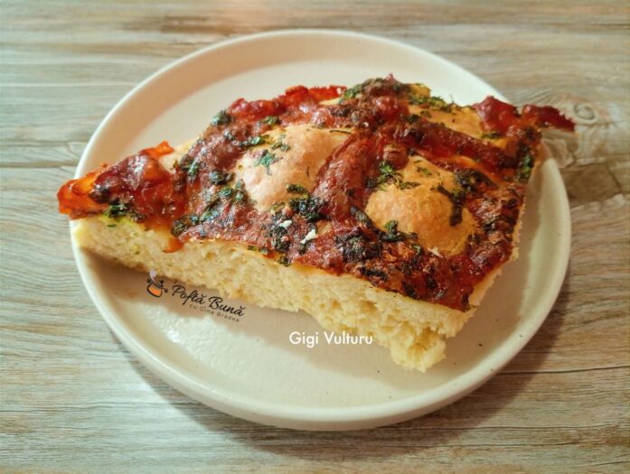 Paine cu unt si cascaval Paine cu unt si cascaval