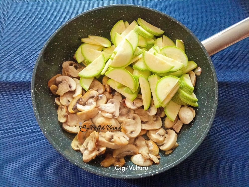sote dovlecei ciuperci reteta gina bradea 2 - Sote de dovlecei cu ciuperci