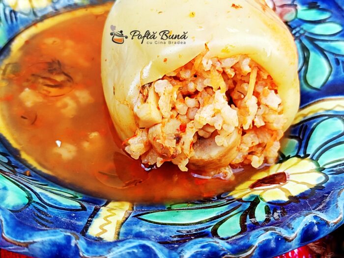 Ardei umpluti cu orez si ciuperci reteta de post Ardei umpluti cu orez si ciuperci reteta de post