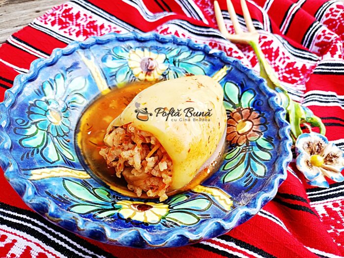 Ardei umpluti cu orez si ciuperci reteta de post Ardei umpluti cu orez si ciuperci reteta de post