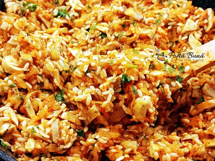 Ardei umpluti cu orez si ciuperci reteta de post Ardei umpluti cu orez si ciuperci reteta de post