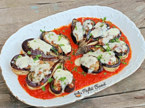 Flori din vinete - vinete umplute cu carne tocata Flori din vinete - vinete umplute cu carne tocata