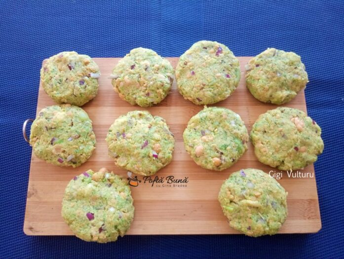 Chiftele de naut si broccoli