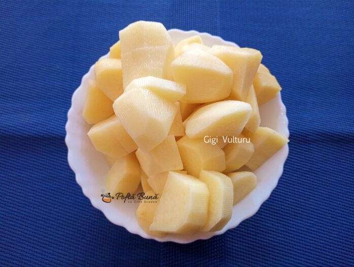 Cartofi cu broccoli si smantana Cartofi cu broccoli si smantana