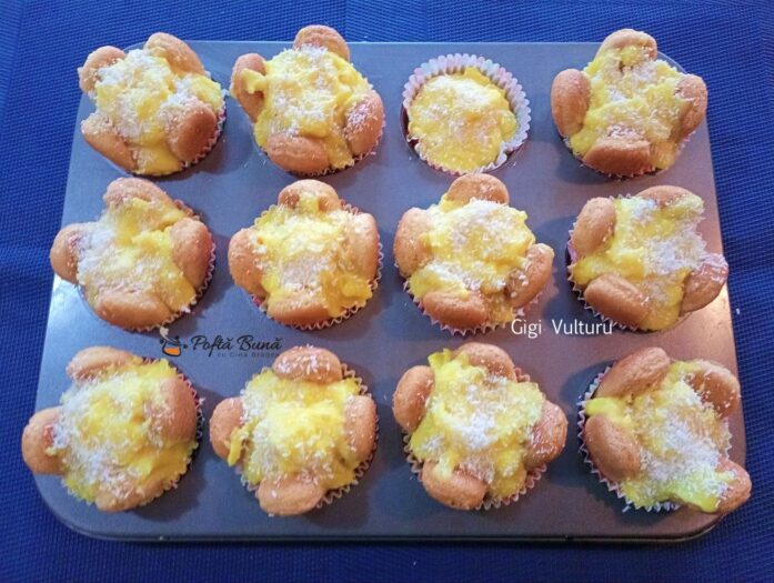 Desert din piscoturi, crema de lamaie si frisca