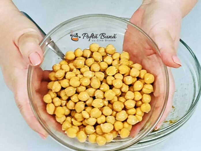 Salata de vinete cu naut si ardei copti reteta gina bradea 2 697x525 - Salata de vinete cu naut si ardei copti