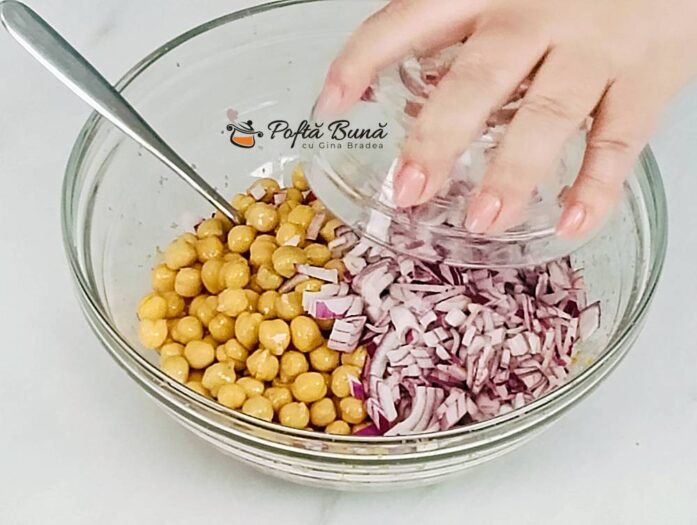 Salata de vinete cu naut si ardei copti reteta gina bradea 3 697x525 - Salata de vinete cu naut si ardei copti