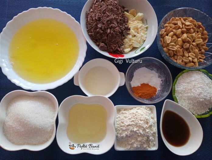 Chec din albusuri cu arahide, cocos si ciocolata Chec din albusuri cu arahide, cocos si ciocolata